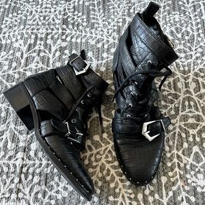 Steve Madden leather lace up buckle boots